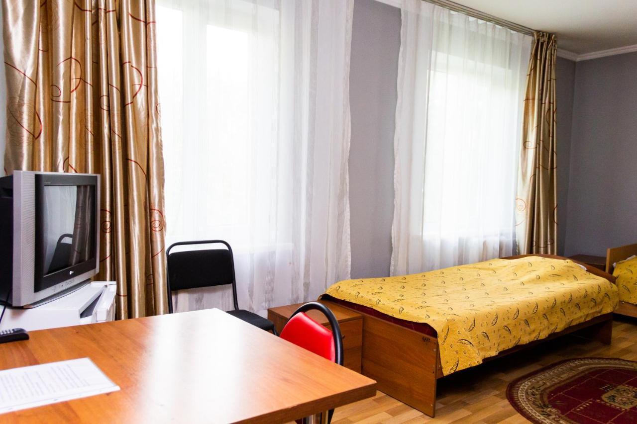 Hotel Tahar อัลมาตี ภายนอก รูปภาพ